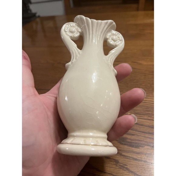 Vintage Hull Art Pottery Pink Floral Vase 6" Tall Urn Shaped Pink Hull Vase - Picture 7 of 8